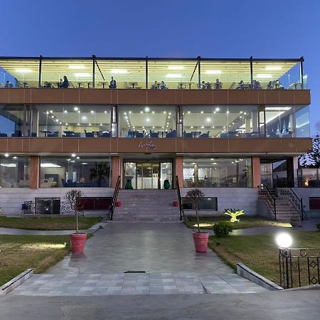 Amwaj Hotel Ель-Джадіда Екстер'єр фото